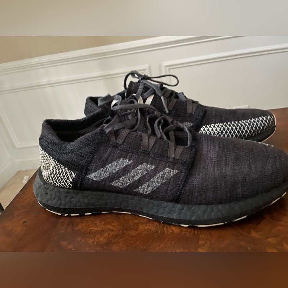 Adidas Boost Mens size 11 training shoe